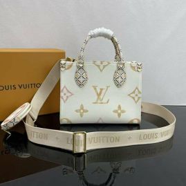 Picture of LV Lady Handbags _SKUfw138759413fw